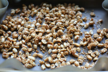 Caramelised Sesame Peanuts